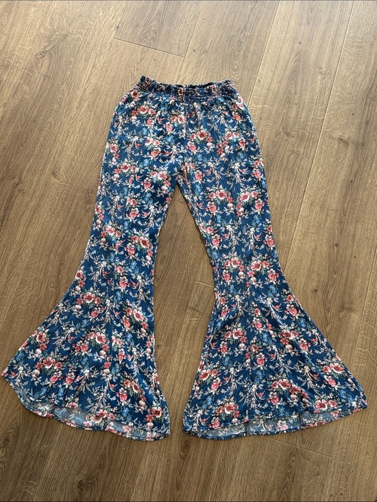 Pants - ASTR The Label Floral Bell Bottom Pants Small Navy Pink Boho Flare Festival